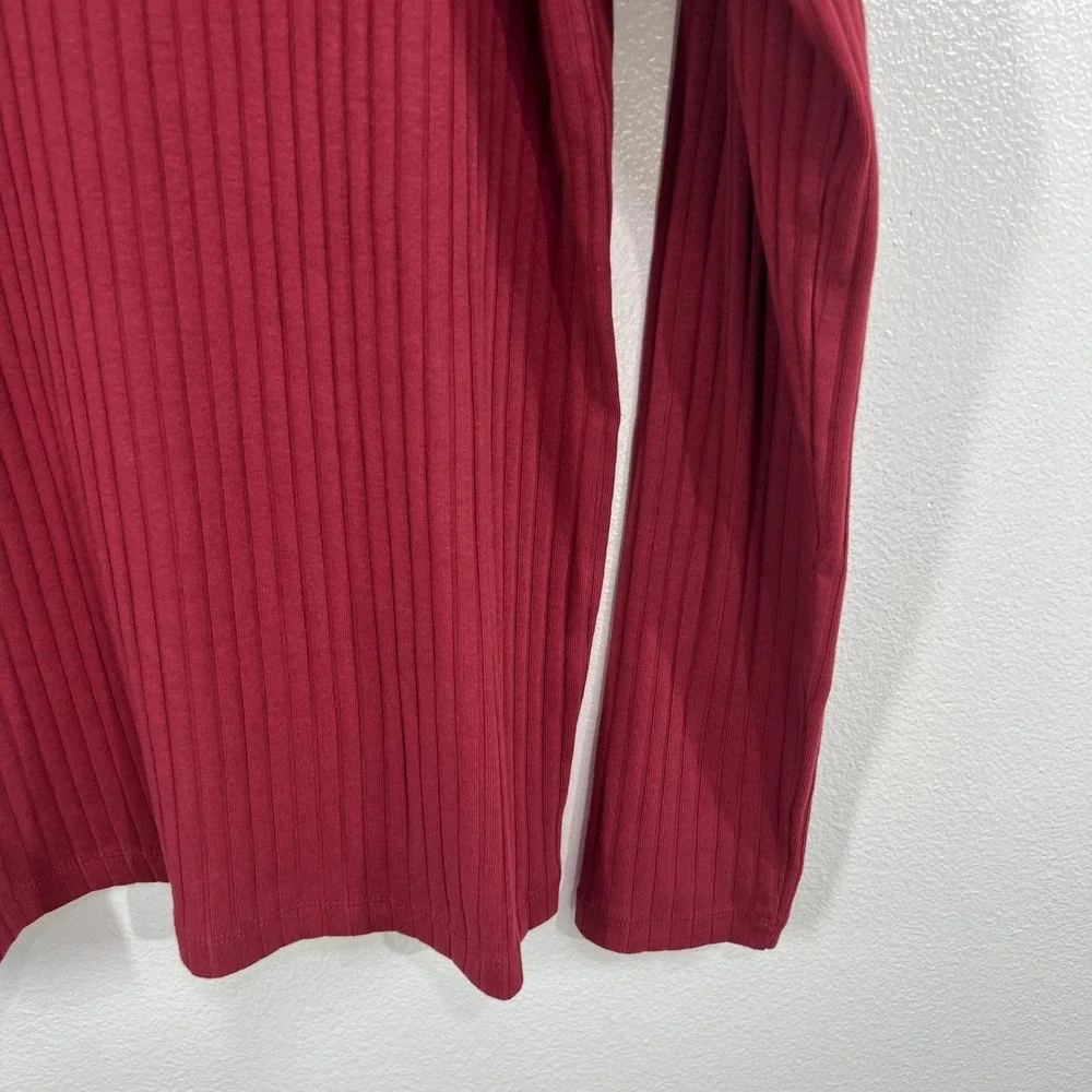 Kate Quinn Ribbed Henley Long Sleeve Top Medium‎ Burgundy Organic Cotton Spandex